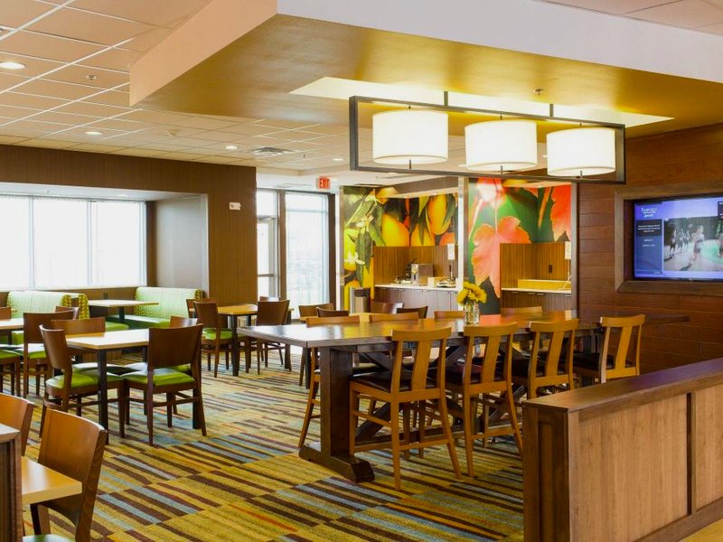 フェアフィールド イン&スイーツ シェリダン (Fairfield Inn & Suites Sheridan)の写真