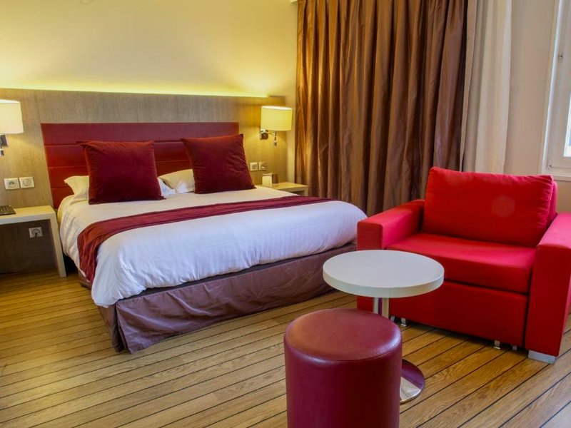 Logis Hotel & Restaurant - Les Tuileriesの写真