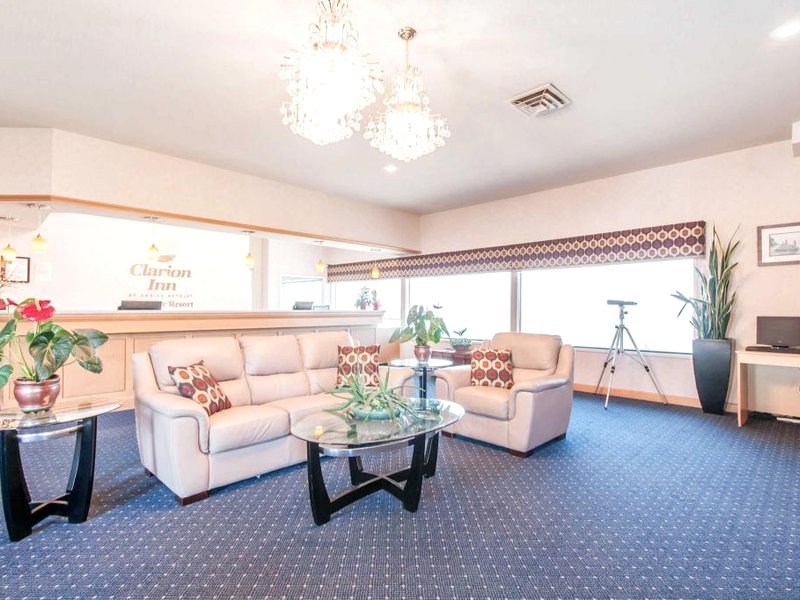 Clarion Inn Surfrider Resortの写真