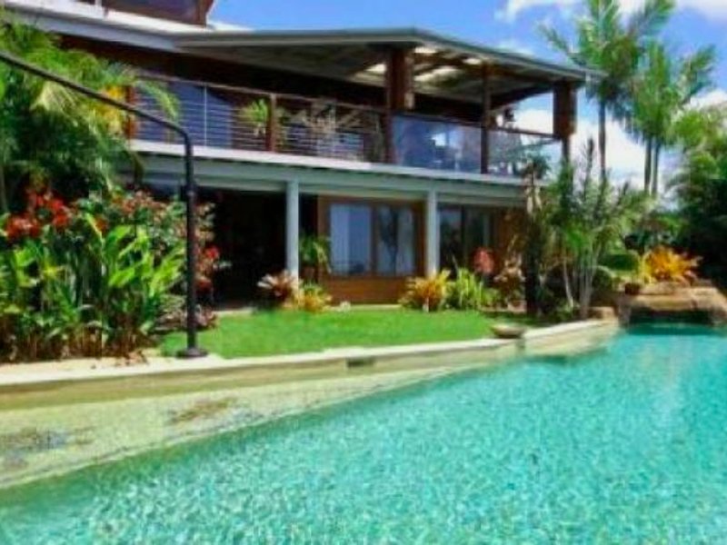 Private Access Retreat 1 Queen Bedroom w Stunning Pool and Ocean Viewsの写真