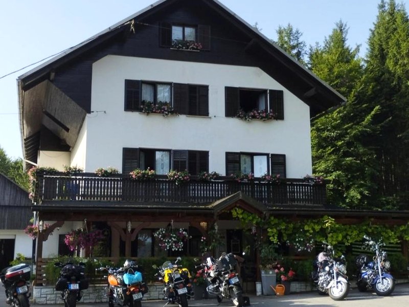 Guest House Kmecki Hram FORTUNAの写真