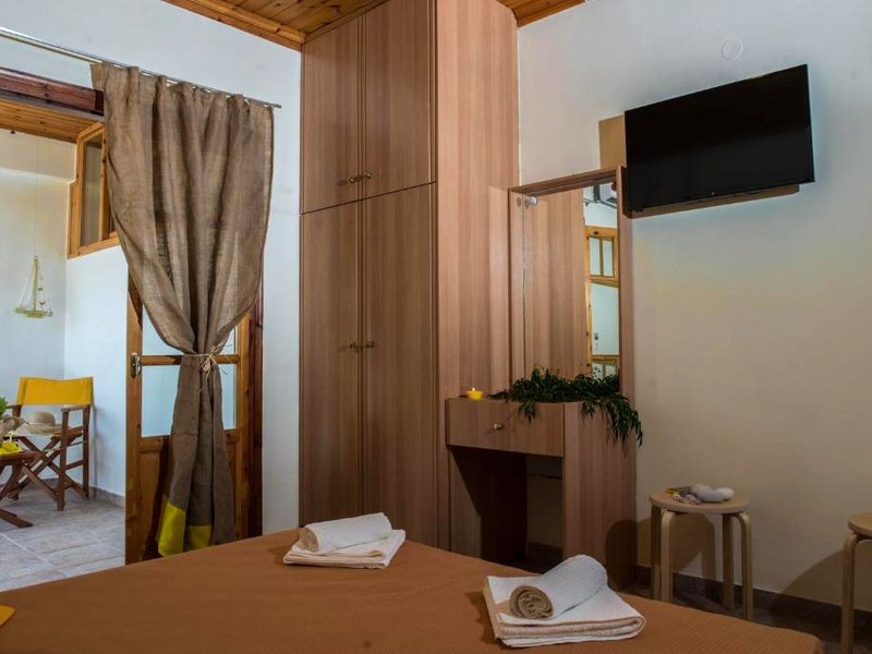 サマー ベッド ニドリ (Summer Bed Nydri)の写真