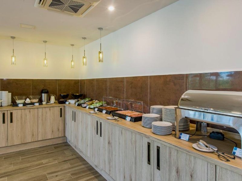 アカデミア ホテル**** バラトンフュレド (Akademia Hotel**** Balatonfured)の写真