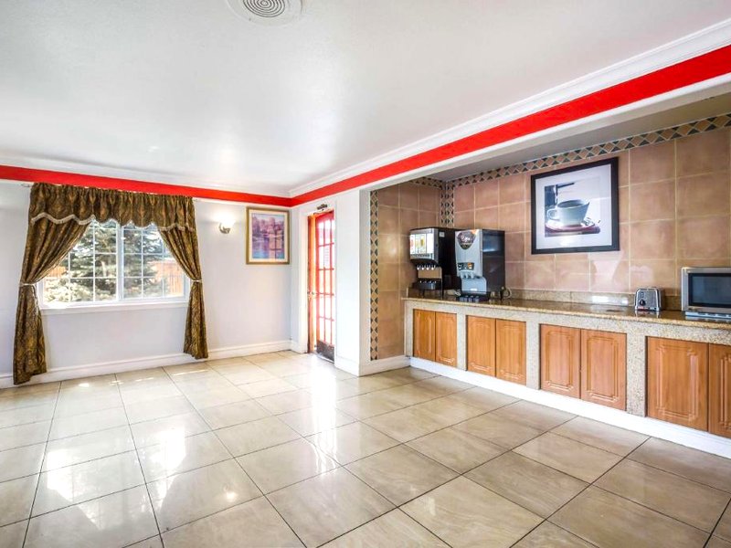 アメリカズ ベスト バリュー イン デンバー (Americas Best Value Inn Denver)の写真