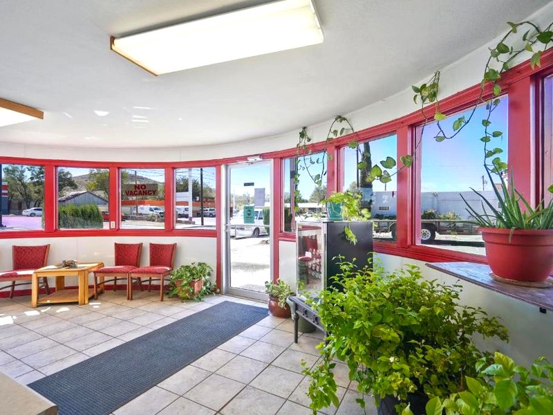 オヨ アルパイン TX ニア ビッグ ベンド ナショナル パーク (OYO Alpine TX near Big Bend National Park)の写真