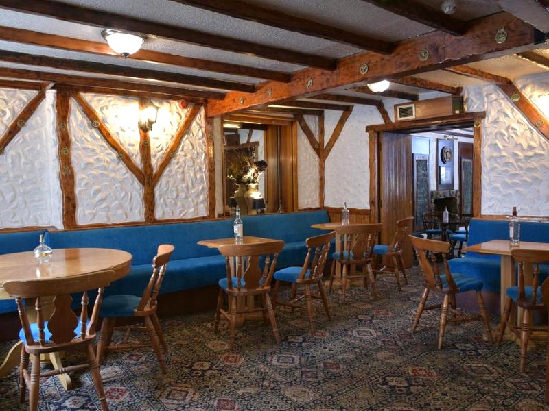 Dinorben Arms Hotelの写真