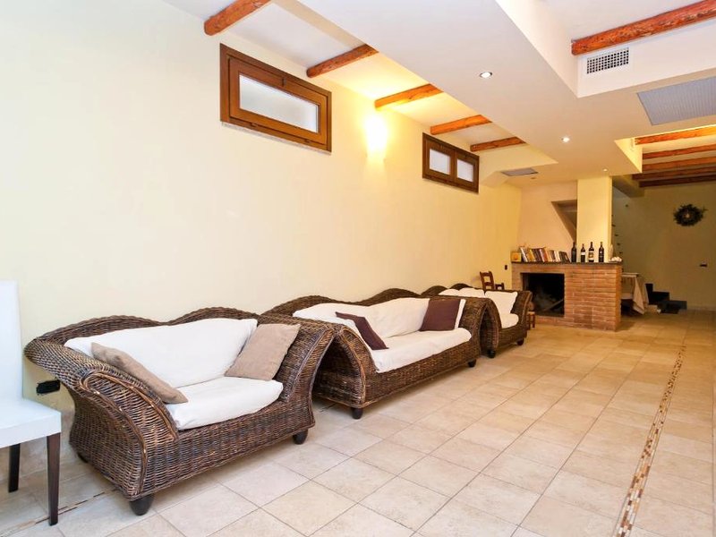 ゼンタルービア (Gentarrubia)の写真