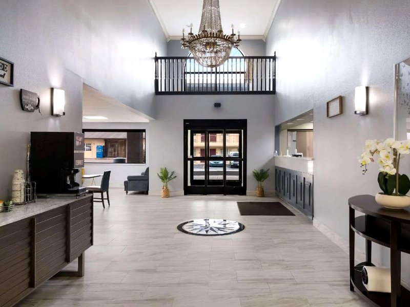 クオリティ イン (Quality Inn)の写真