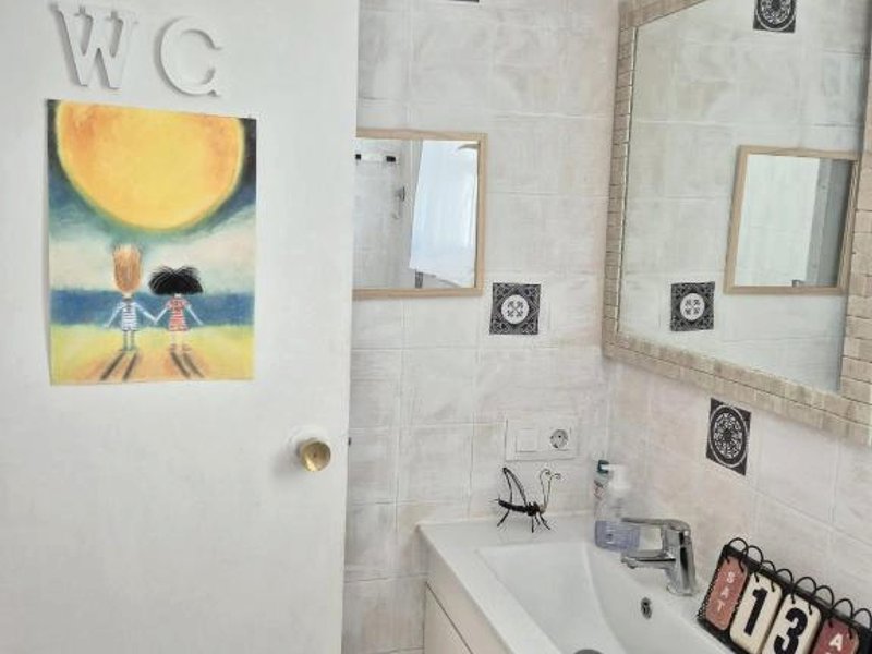 Quiet basic room in hosts house ideal for bikes and walking the caminoの写真