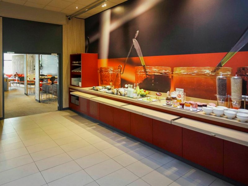 イビス マルネ ラ ヴァレ ノワジール (ibis Marne-la-Vallée Noisy)の写真