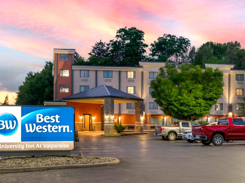 ベストウェスタン ユニバーシティ イン アット バルパライソ (Best Western University Inn at Valparaiso)の写真