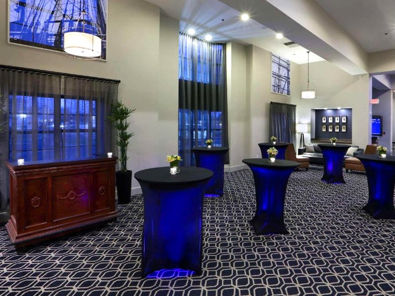 ヒルトン ミスティック (Hilton Mystic)の写真