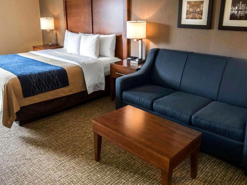 Comfort Inn Crystal Lake - Algonquinの写真