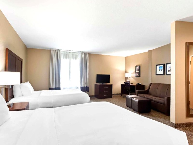 コンフォート スイーツ (Comfort Suites)の写真