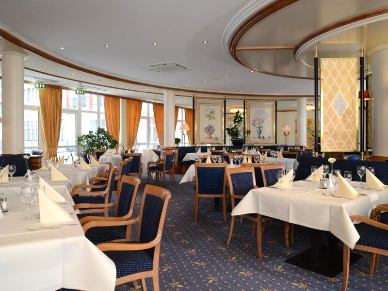 The Monarch Hotelの写真