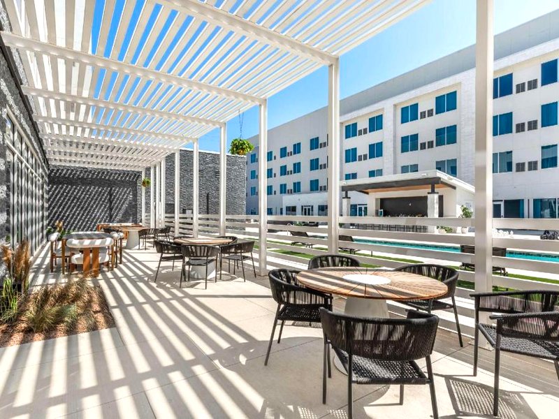 Cambria Hotel Waco University Riverfrontの写真