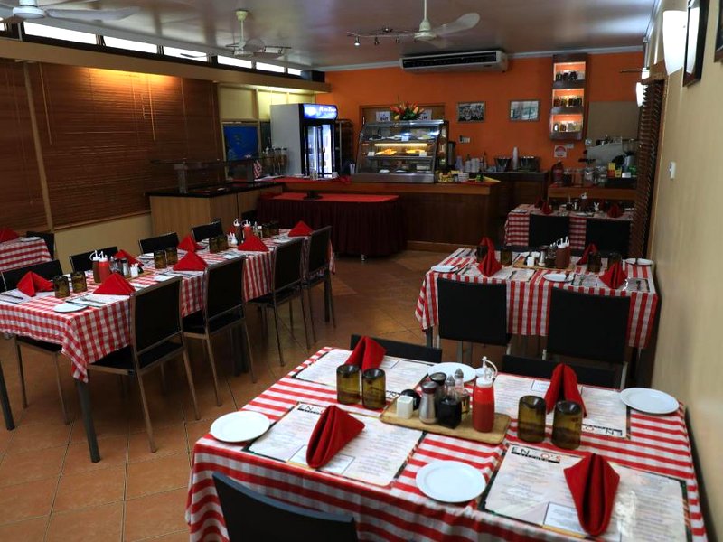 フオン ガルフ ホテル (Huon Gulf Hotel)の写真