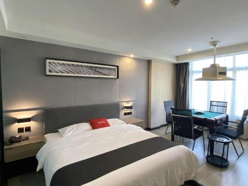 サンク イン プラス ホテル ジアンスー タイヂョウ タイシン ジャンピン ヂョン ロード (Thank Inn Plus Hotel Jiangsu Taizhou Taixing Jiangping Zhong Road)の写真