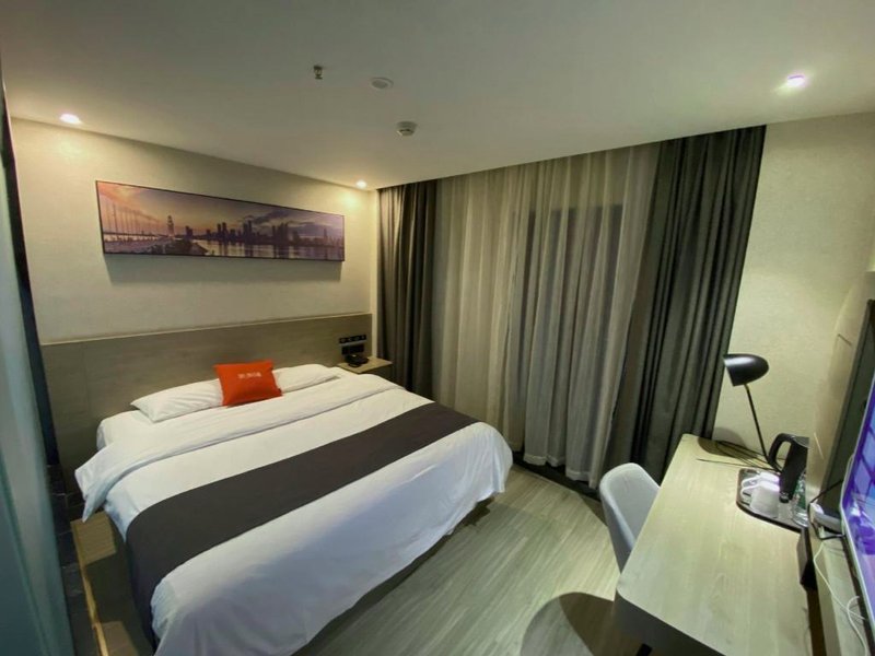 サンク イン プラス ホテル ジアンスー タイヂョウ タイシン ジャンピン ヂョン ロード (Thank Inn Plus Hotel Jiangsu Taizhou Taixing Jiangping Zhong Road)の写真