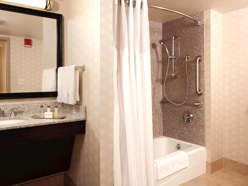 DoubleTree by Hilton Pittsburgh Monroeville Convention Centerの写真