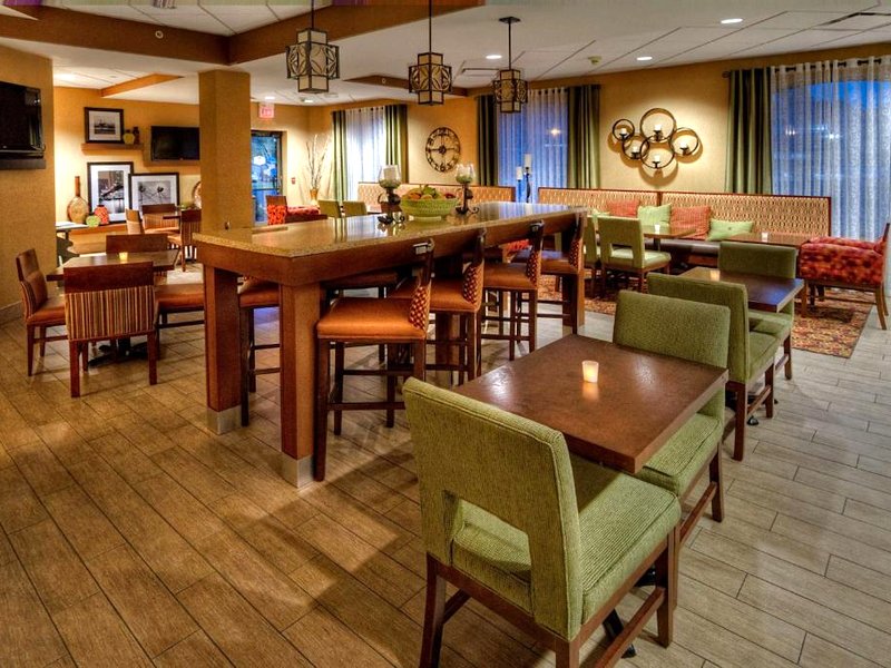 Hampton Inn Pittsburgh/West Mifflinの写真