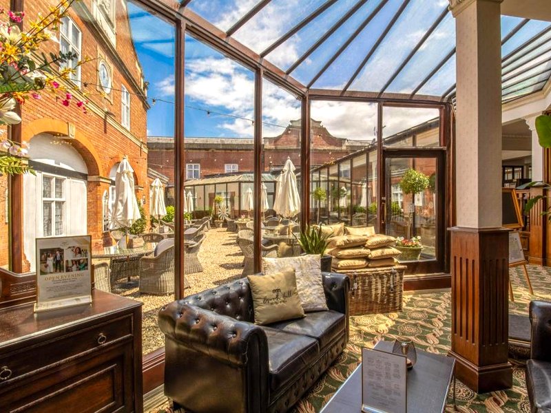 Bosworth Hall Hotel Spa & Leisure Warwickshireの写真