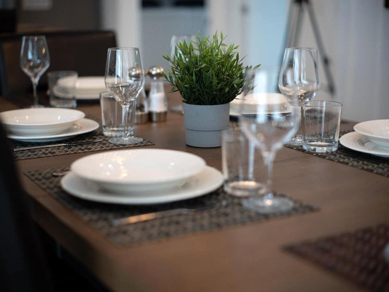 Bright Amazing 6 Bed Chalet Waterfront in Rigaudの写真