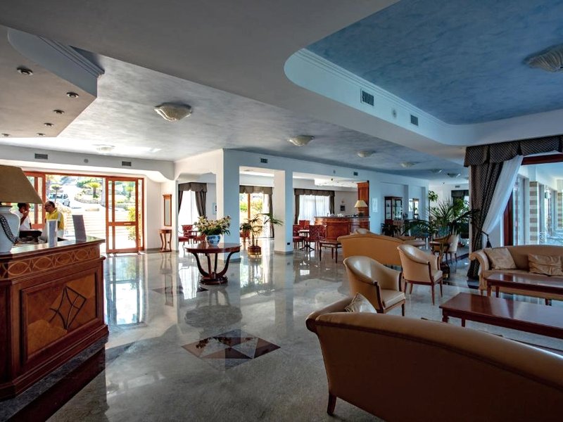 ホテル ラ カステリャーナ (Hotel La Castellana)の写真