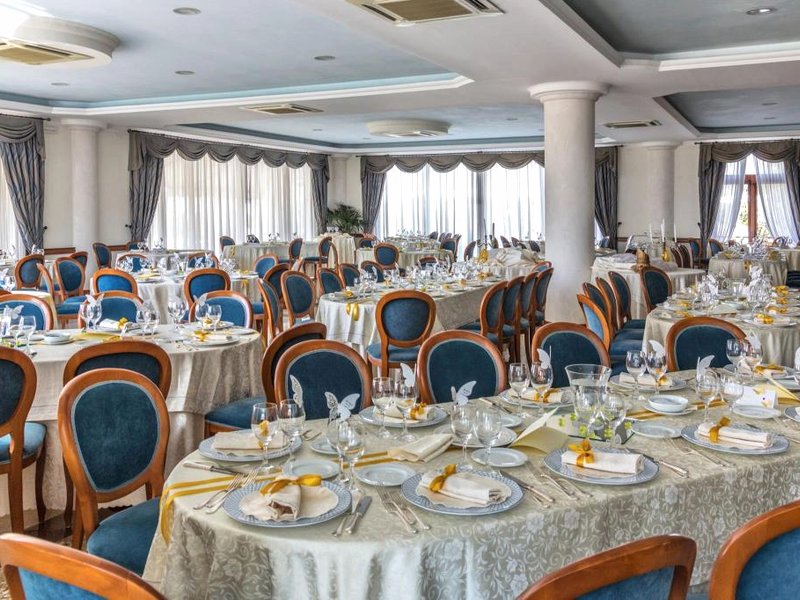 ホテル ラ カステリャーナ (Hotel La Castellana)の写真