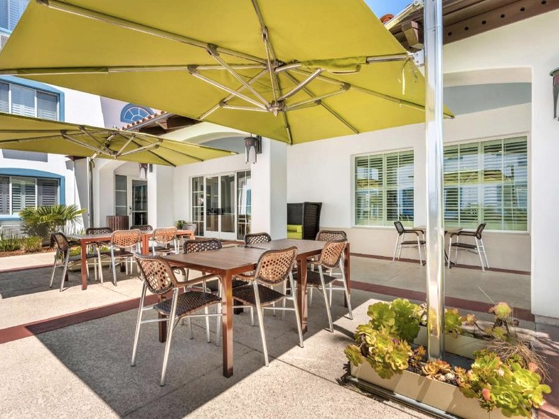 Best Western Plus Capitola By-the-Sea Inn & Suitesの写真