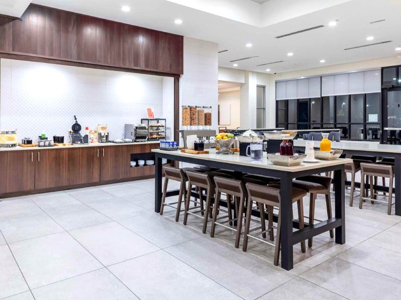 Hilton Garden Inn Detroit Uticaの写真