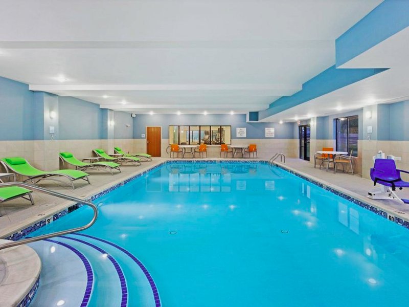 Holiday Inn Express & Suites Culpeper By IHGの写真