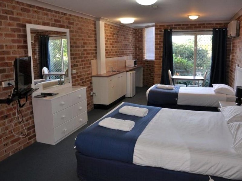 Lake Haven Motor Inn and Palms Restaurantの写真