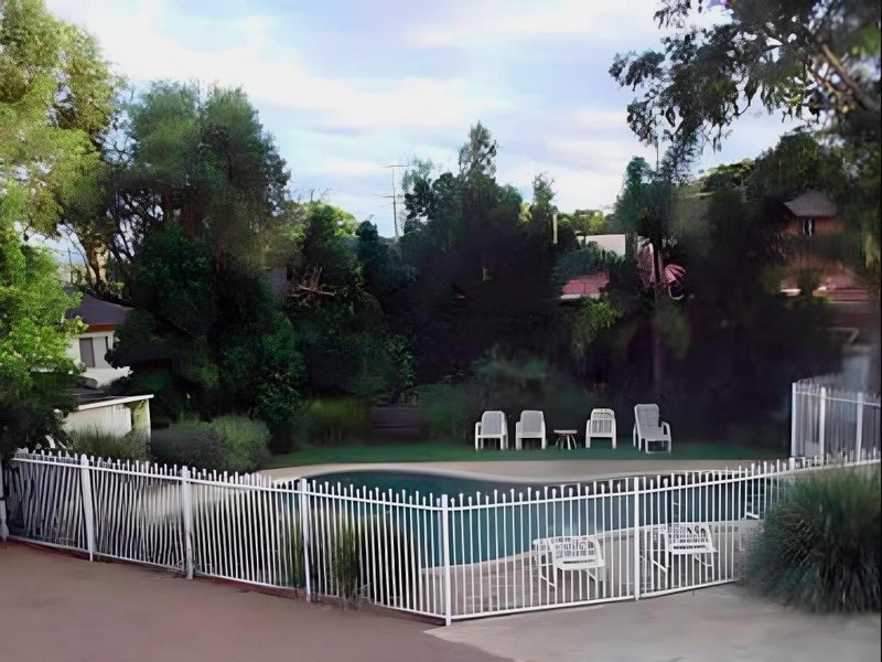 Lake Haven Motor Inn and Palms Restaurantの写真