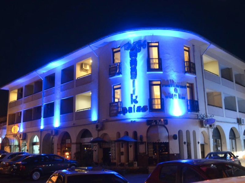 Ayvalık Palas Hotelの写真