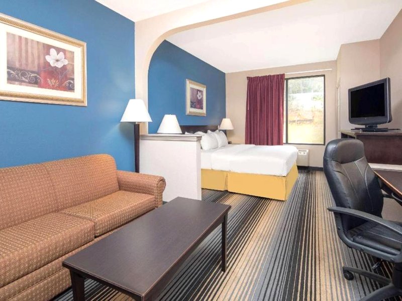 Baymont By Wyndham Laurelの写真