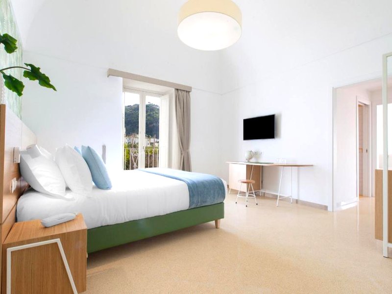 アンコンベンショナル ソレント コースト (Unconventional Sorrento Coast)の写真