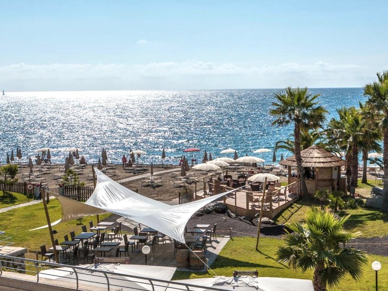 アレガイ マリーナ ホテル ＆ レジデンス (Aregai Marina Hotel & Residence)の写真