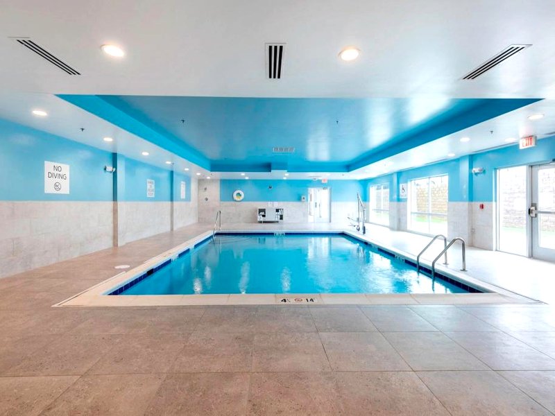 Holiday Inn Express and Suites Staunton By IHGの写真