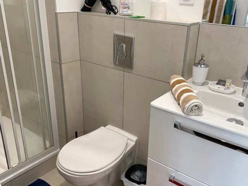 Superbe Chambre ParentaleDouche Privée et WC Privés, Wifi, Cuisine Intégrée (Superbe Chambre ParentaleDouche Privee et WC Prives, Wifi, Cuisine Integree)の写真