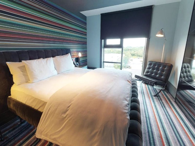 ビレッジ ホテル ファーンボロー (Village Hotel Farnborough)の写真