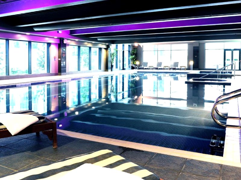 ビレッジ ホテル ファーンボロー (Village Hotel Farnborough)の写真