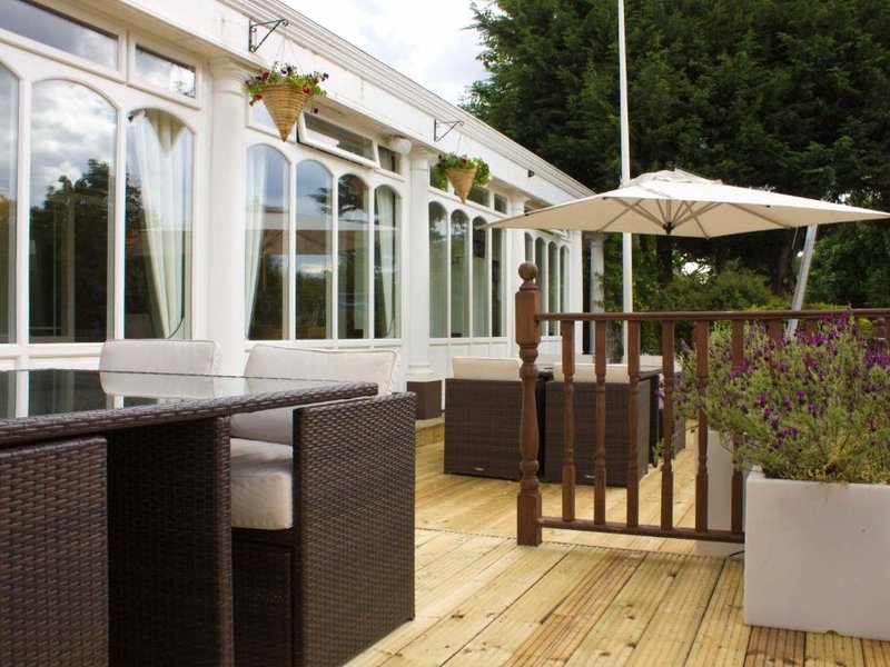 The Falcon Hotelの写真