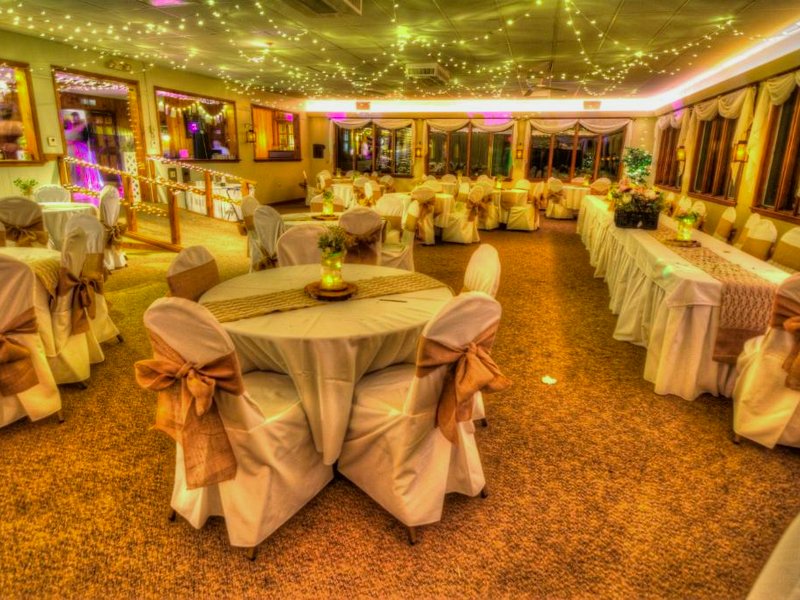 アラムスーク レイクサイド イン オーランド (Alamoosook Lakeside Inn Orland)の写真