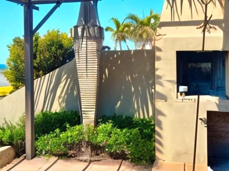 Bona Manzi Number 8の写真