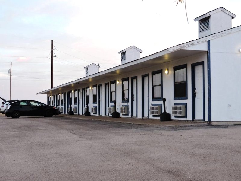 Riata Inn - Marfaの写真