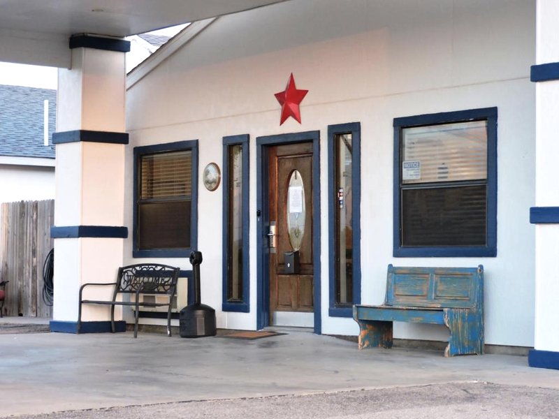 Riata Inn - Marfaの写真