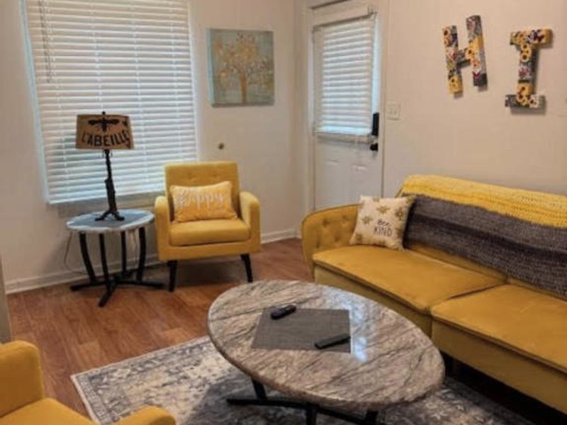 Cozy Apt- Centrally locatedの写真