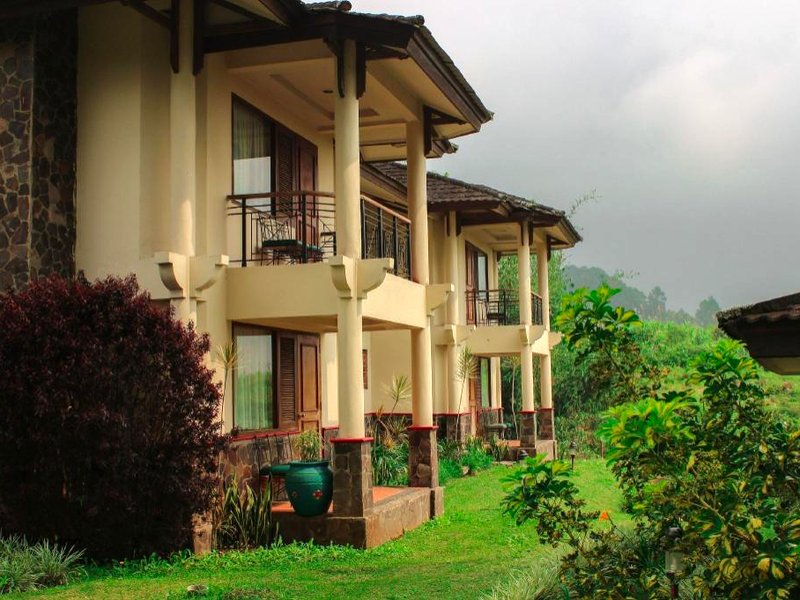パークサイド ヌアンサ マニンジャウ リゾート (Parkside Nuansa Maninjau Resort)の写真
