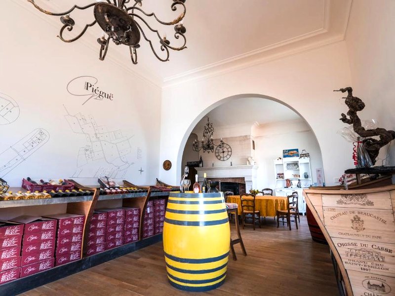 Vignoble Château Piéguë - winery (Vignoble Chateau Piegue - winery)の写真